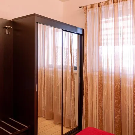 アパート Bella グラヴェドーナ