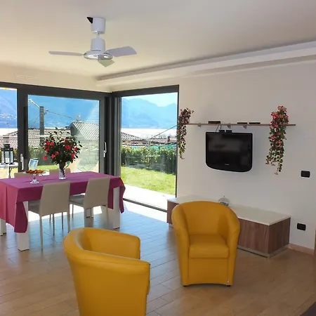 Apartment Bella Gravedona